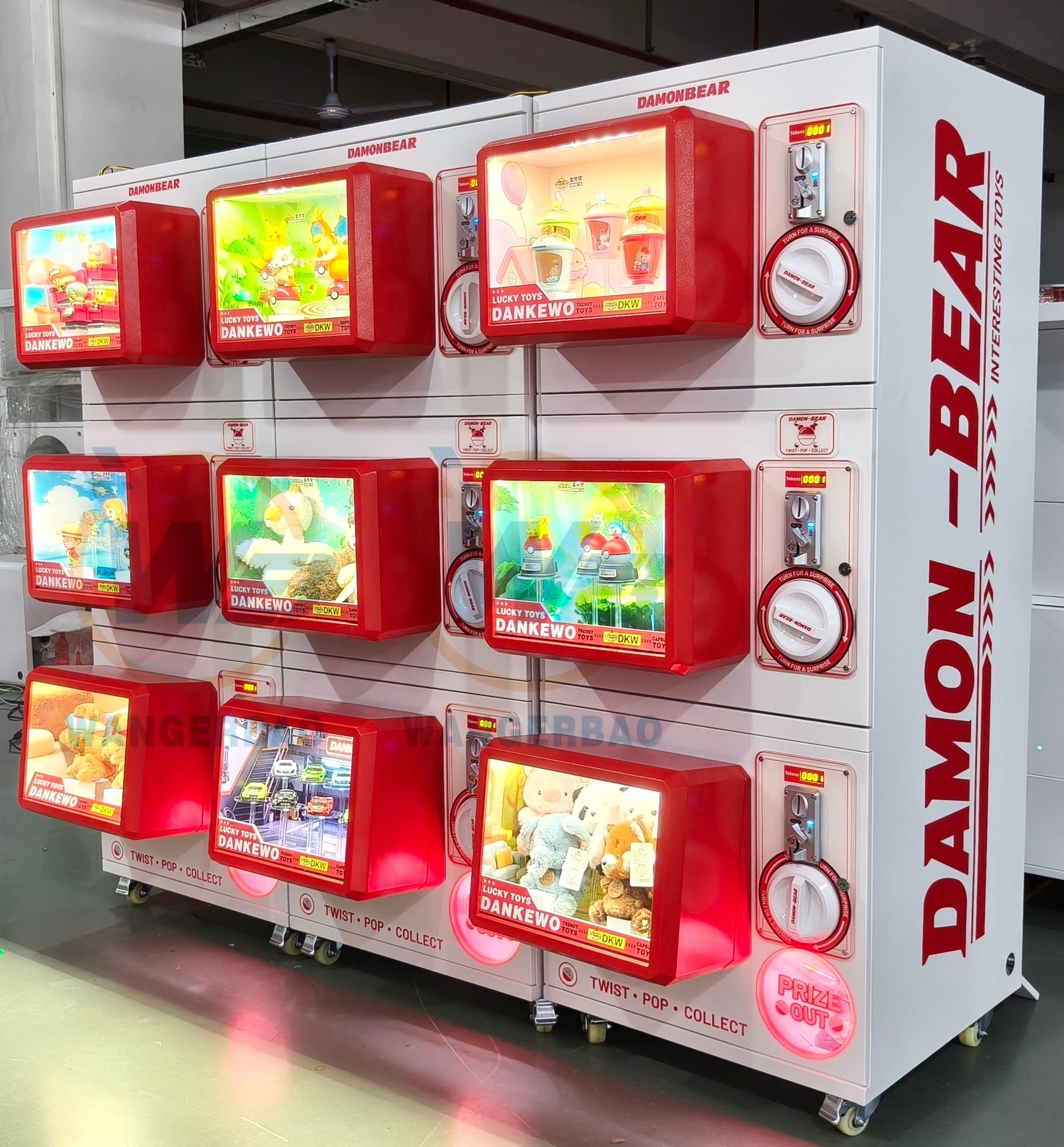 new triple-deck 12-15cm gacha machine-5